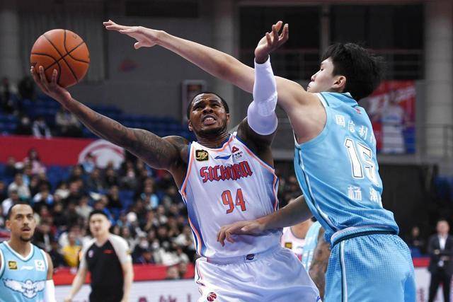南非篮球明星赴美试训，期待加盟NBA的简单介绍
