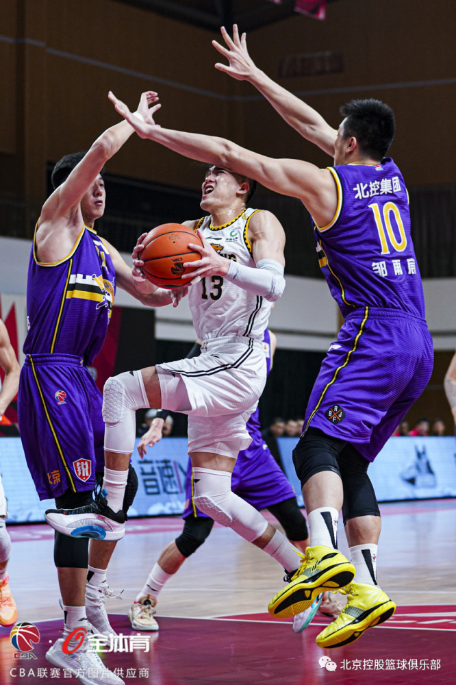 包含青海男篮挑战福建队，实力对比谁更胜一筹？的词条